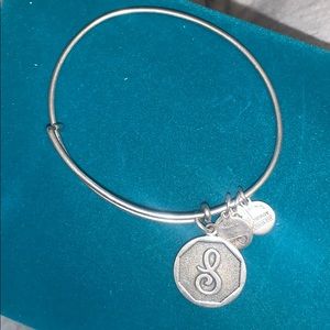 Alex & Ani